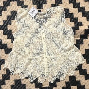 American Eagle Outfitters Cream Lace Blouse